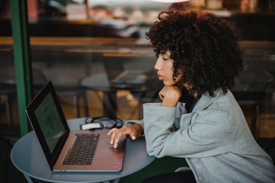12 AI Guardrails Grand Rapids, MN Job Seekers Should Follow (As of October 2026)